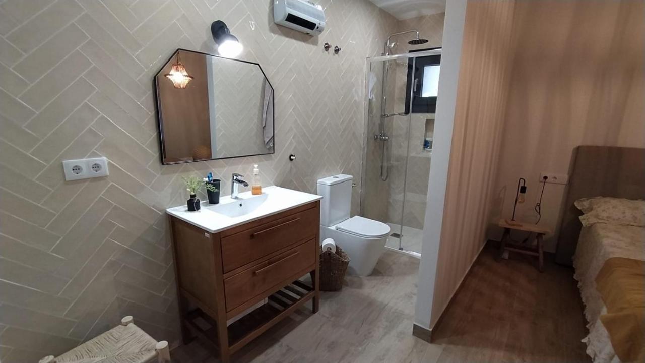 Вилла La Casa De Abajo Арройомолинос-де-ла-Вера Экстерьер фото